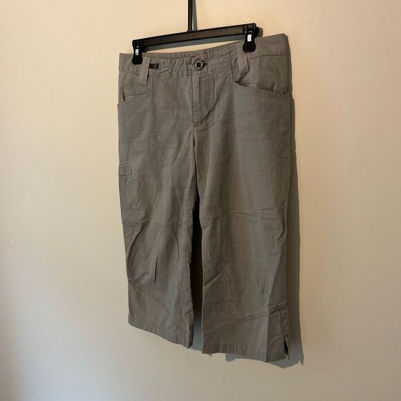 Patagonia W's Venga Rock Capris - Size 8 - Grey Climbing/Hiking Capri Pants - Picture 1 of 7